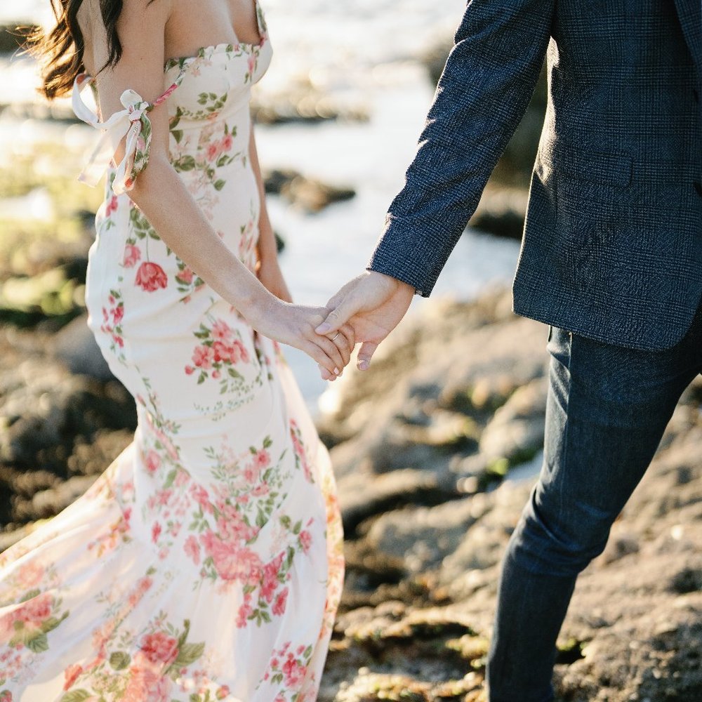 Reformation Jasen Dress Size 4 - excellent like new - corsage pattern - Picture 2 of 9